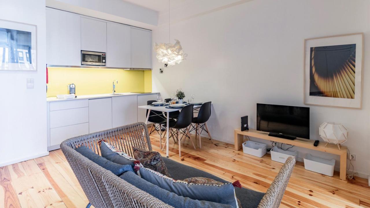 Fernandes Tomas 424 By Lovelystay Porto Exterior photo