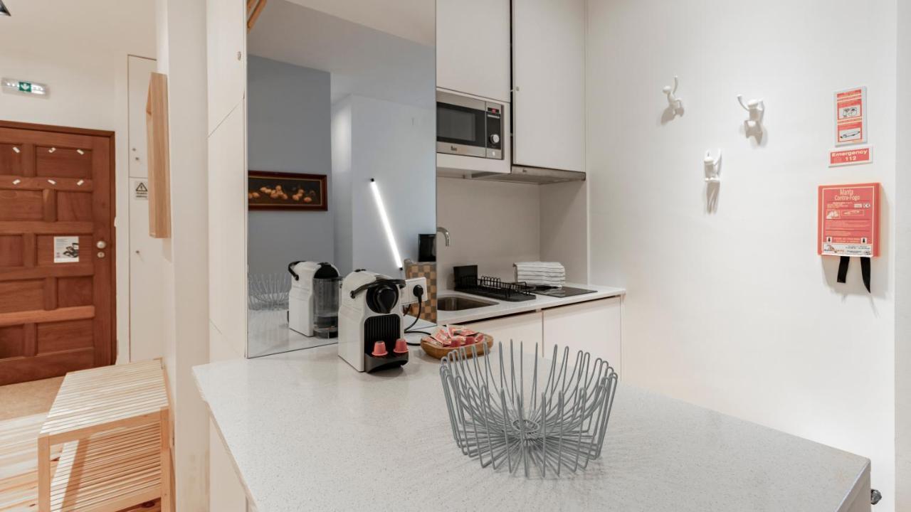 Fernandes Tomas 424 By Lovelystay Porto Exterior photo