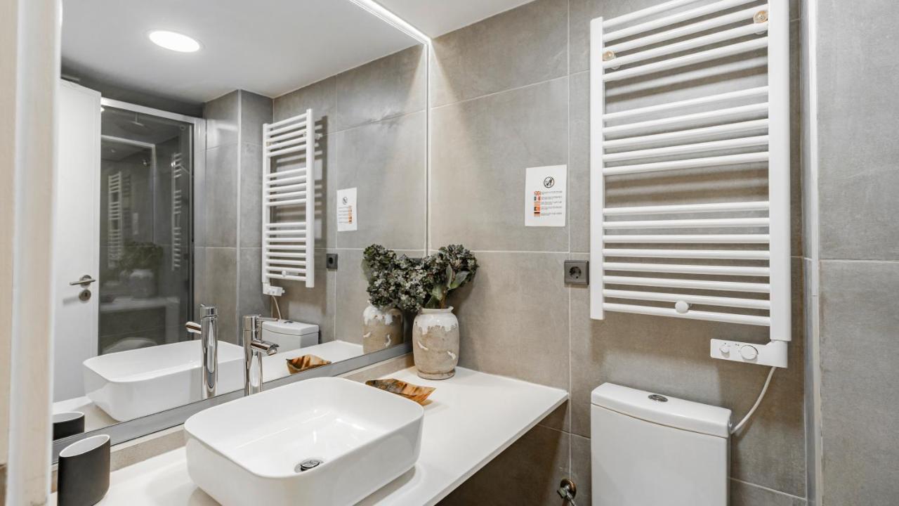 Fernandes Tomas 424 By Lovelystay Porto Exterior photo