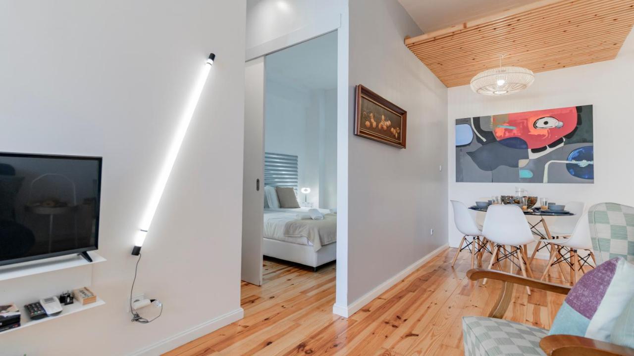 Fernandes Tomas 424 By Lovelystay Porto Exterior photo