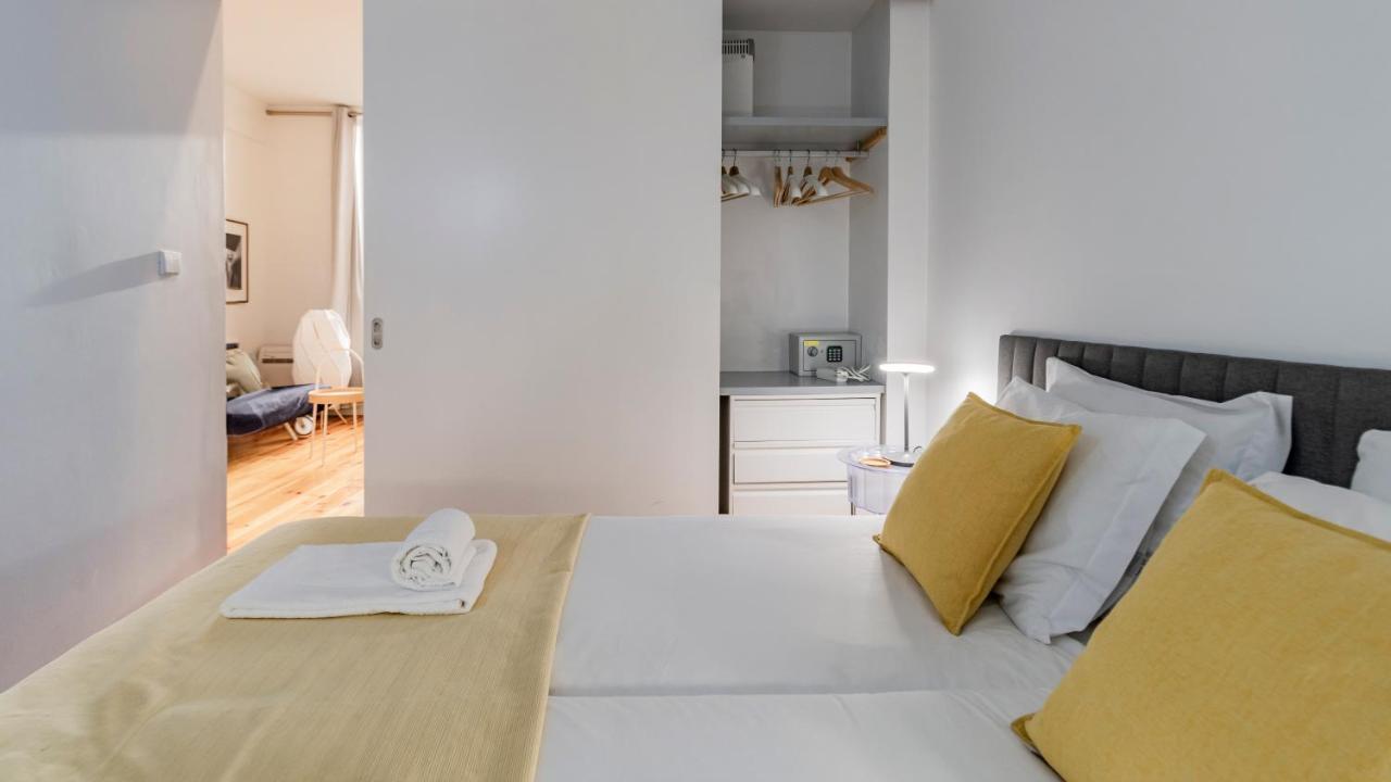 Fernandes Tomas 424 By Lovelystay Porto Exterior photo